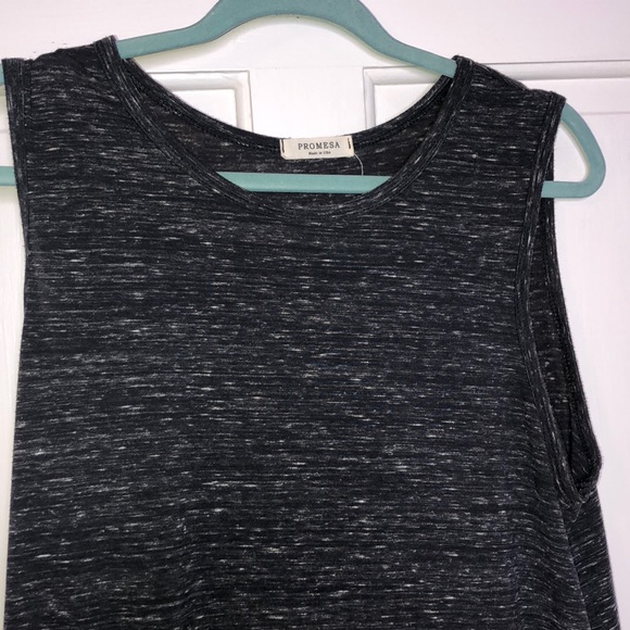 Tank - Picture 2 of 3